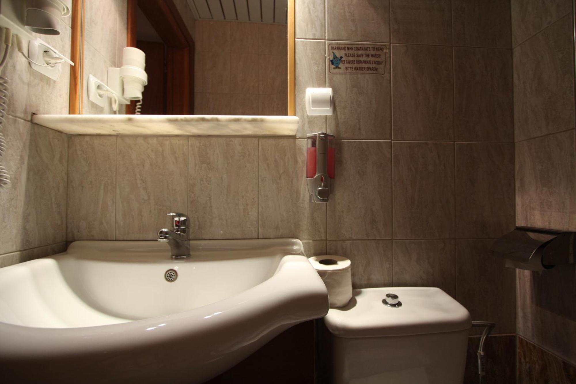 Sofia Pension Rhodes City ภายนอก รูปภาพ