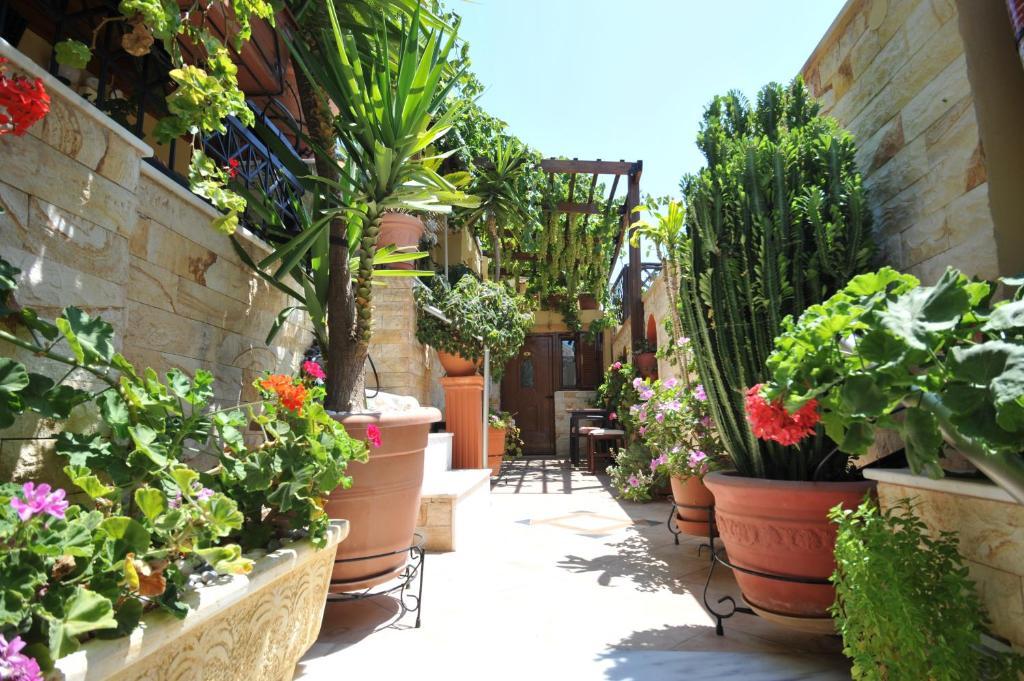 Sofia Pension Rhodes City ภายนอก รูปภาพ