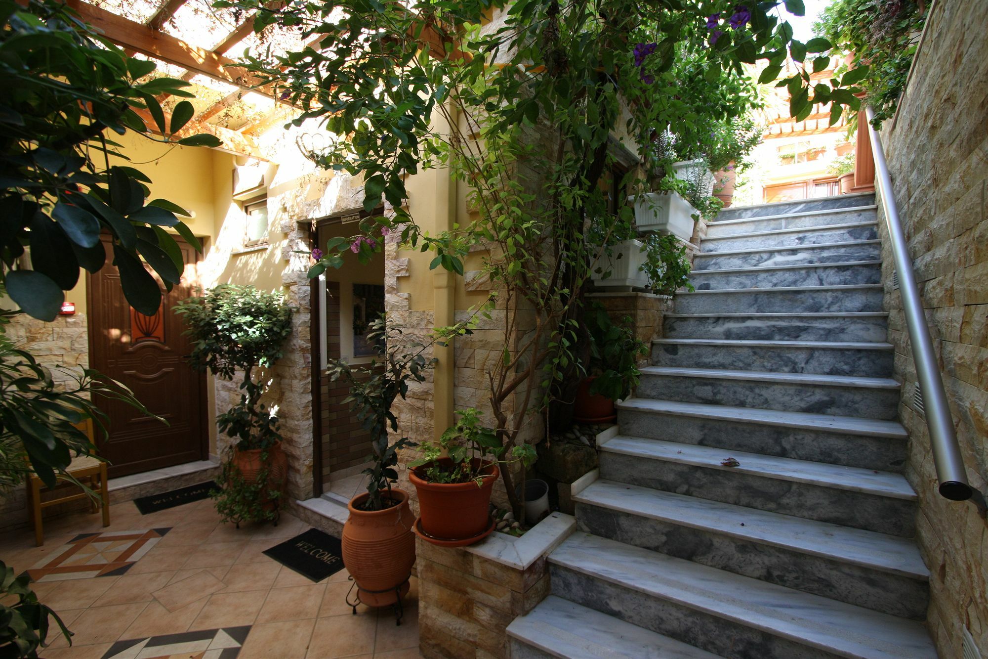 Sofia Pension Rhodes City ภายนอก รูปภาพ