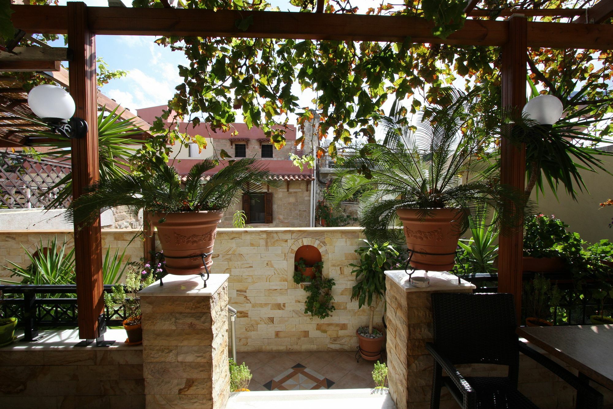 Sofia Pension Rhodes City ภายนอก รูปภาพ